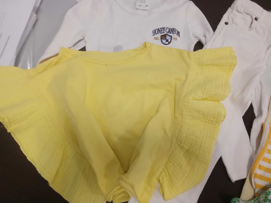 Лот Zara за момиче 5 - 6 г. за 24 евро.