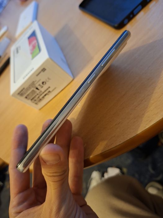 Samsung Galaxy A52