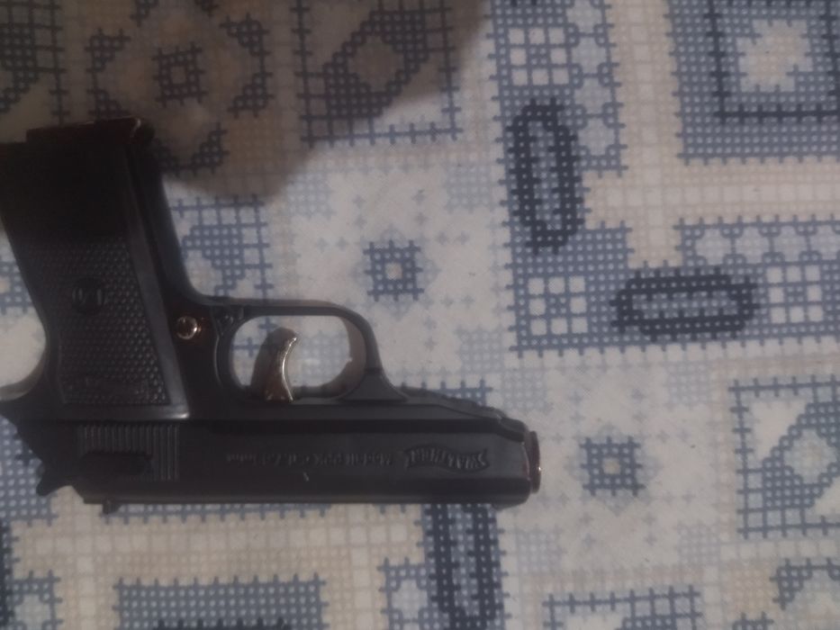 Пистолет зажигалк