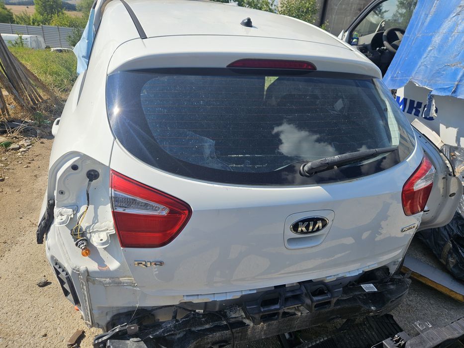 Заден капак за Kia Rio 2014god