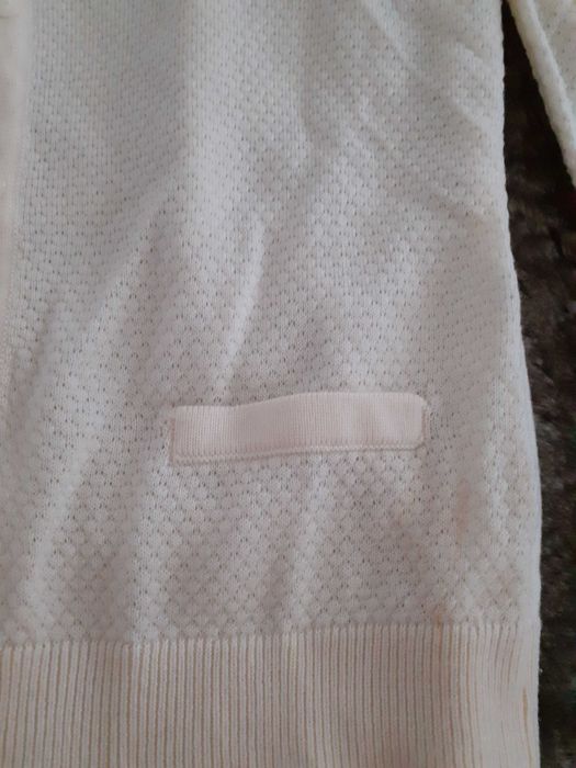 Cardigan crem cu model deosebit