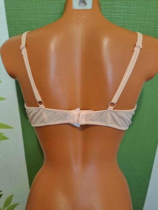 Sutien fără burete 85C NKD, material Poliester, Elastan, Caisă