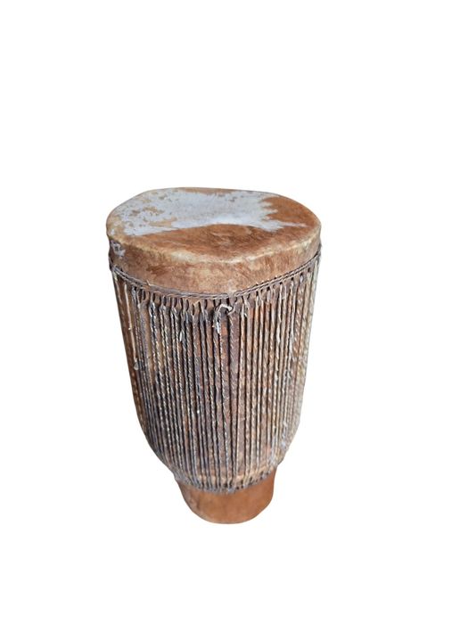 Tobă africană tradițională ( djembe )