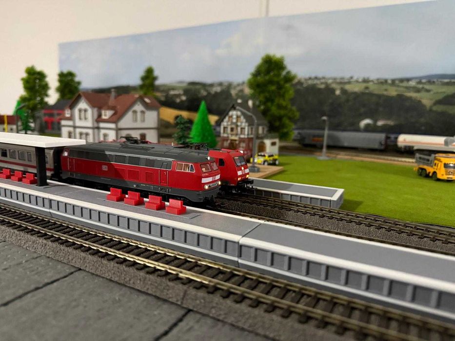 Locomotive digitale scara HO Piko BR185 si BR218 (nu ROCO