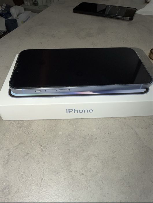 Vand iphone 14 plus impecabil