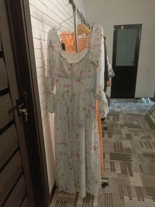Женские платья по 50 тыс