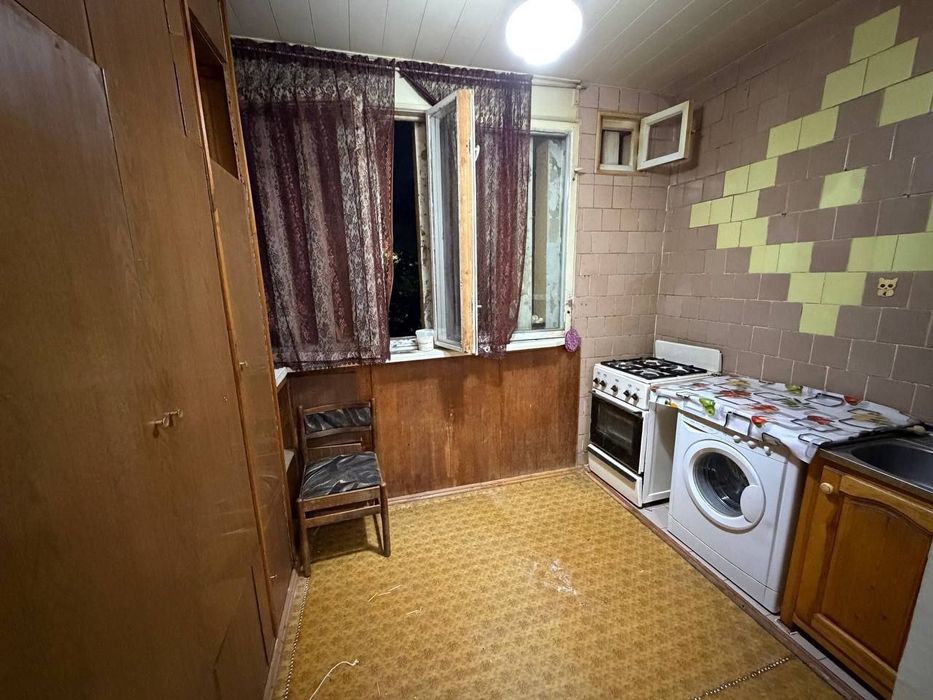 Юнусабад 12 - 3/4/4  площадь 75м²