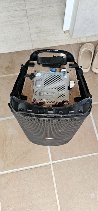 Boxa jbl partybox 110(lipsa unitatea de comanda)