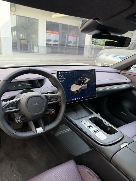 Xiaomi SU7 v nalichii