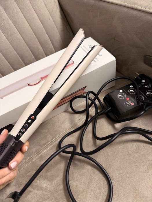 Vand Dyson airstrait nou in cutie