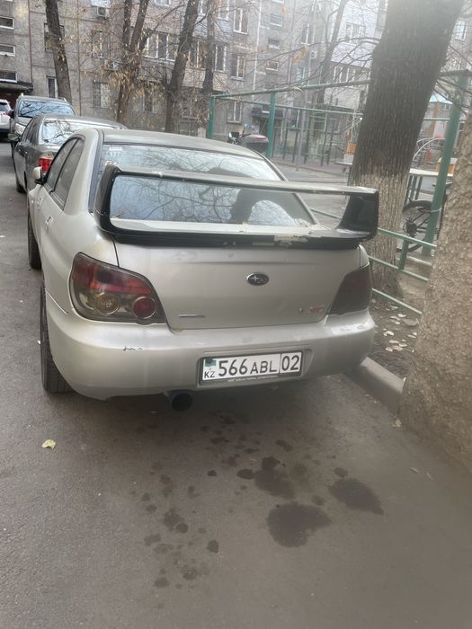 Автомобиль субару импреза 2006