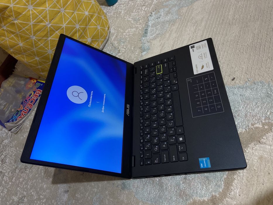 ASUS стильный новом