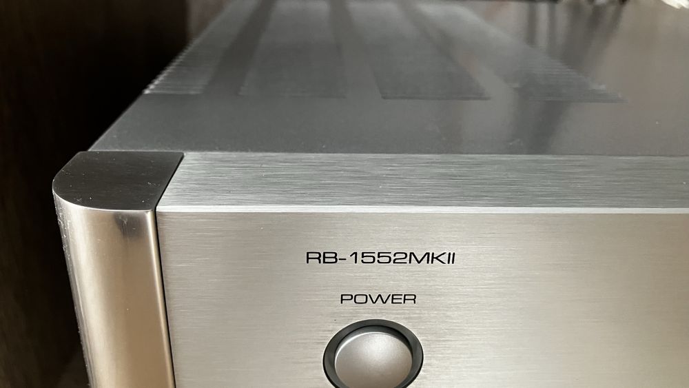 Rotel amplificator de putere RB-1552MK2