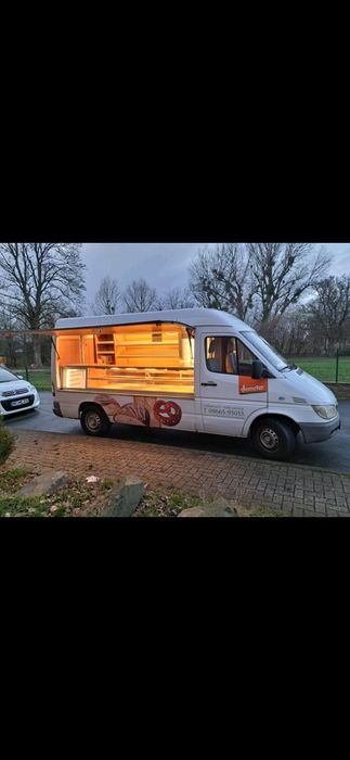 Каравана за топла скара