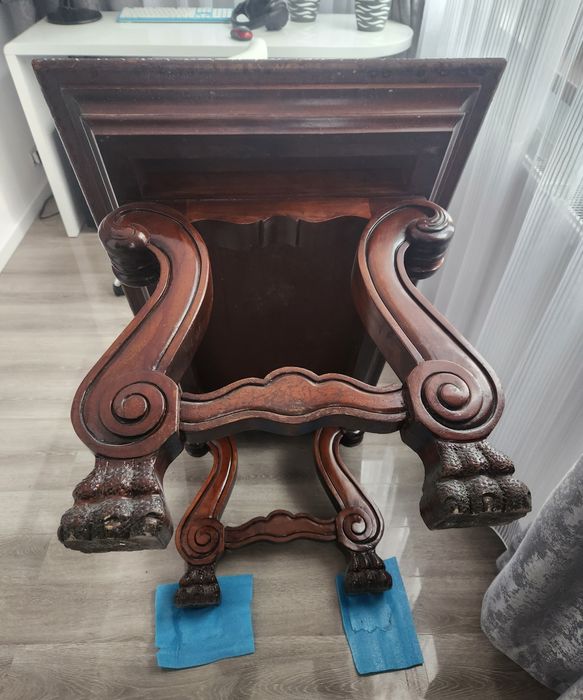 Măsuță de cafea din lemn masiv