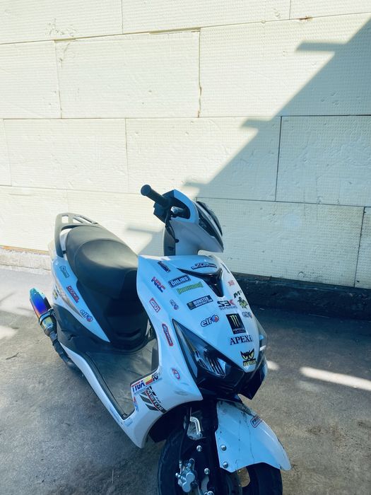 Мопед м8 про в хорошем состояний