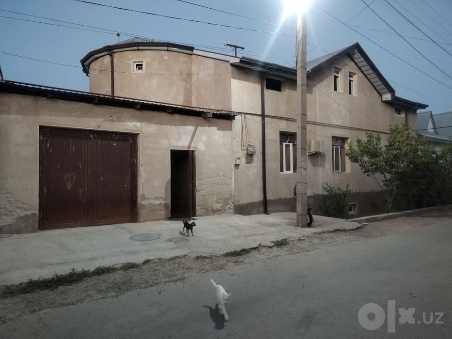 Uchastka sotiladi
