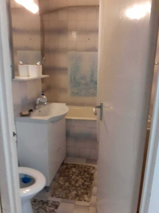Vand apartament 3 camere vedere la Dunare