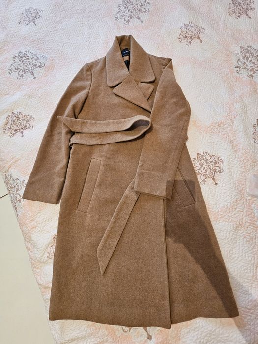 Продам пальто женское осеннее