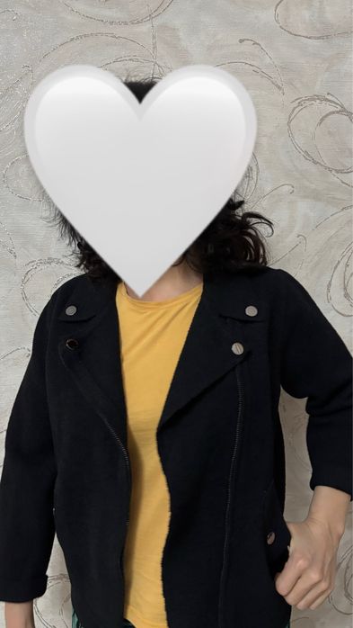 Продам женскую шерстяную косуху