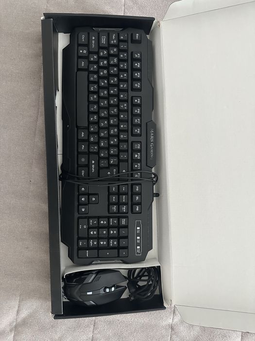 Игровая клавиатура и мышь