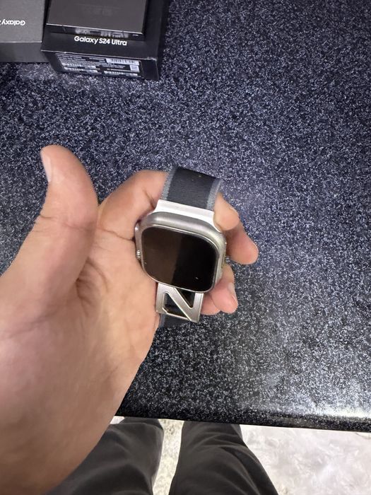 Apple wach ultra 1 93 yomkost holati zor oqip tel qlila