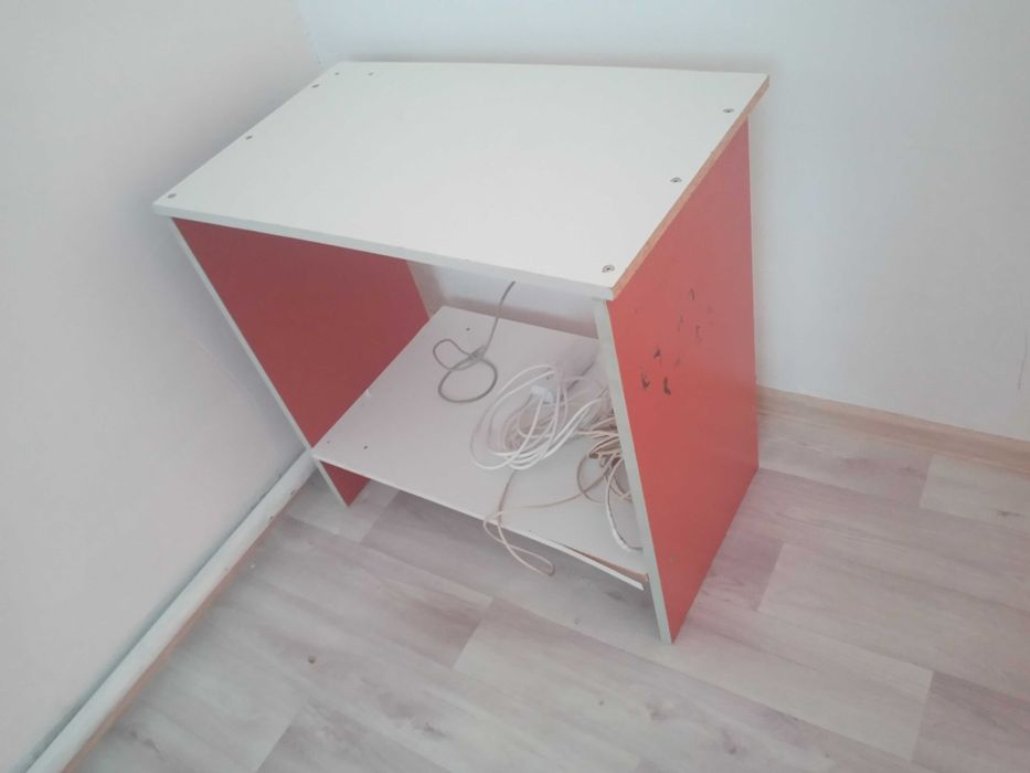 Стол сатылат саудасы бар