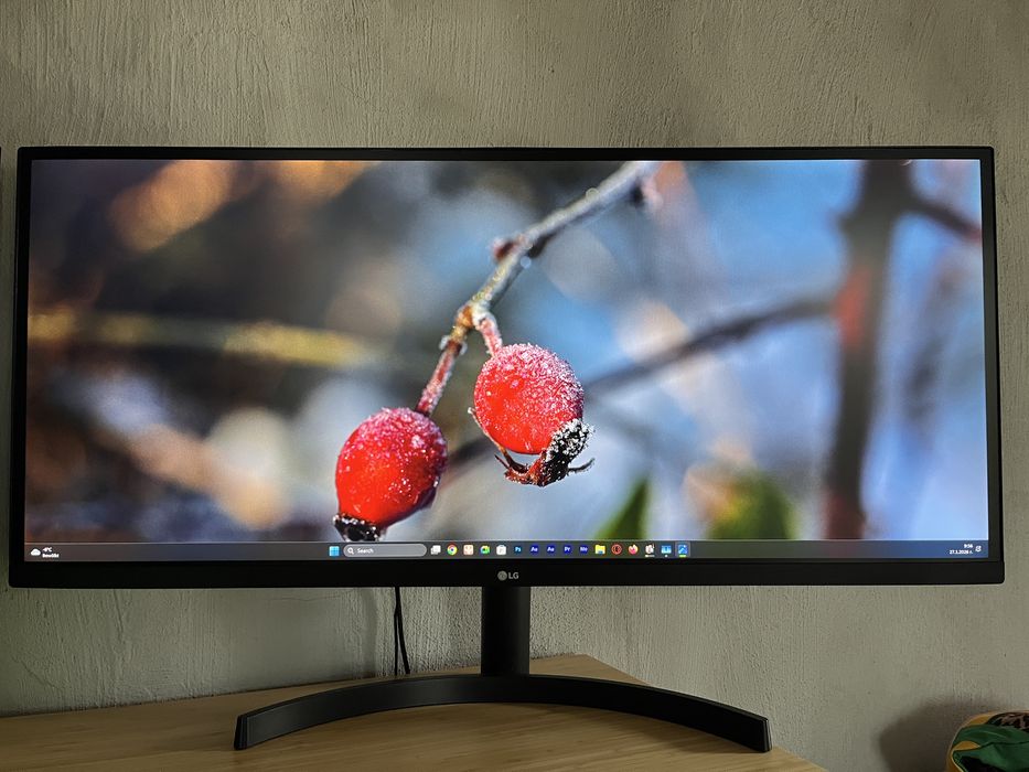 UltraWide Монитор LG 34WL500-B – 34", IPS, HDR10 (Перфектно състояние)