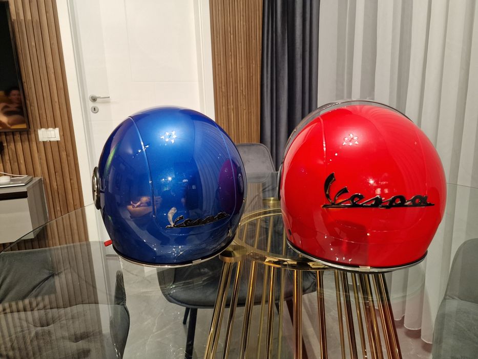 Casca originala Vespa VJ Marime M  cu viziera, Red Rosie