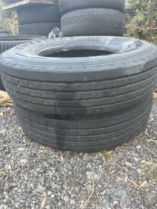 Продавам Тежкотоварни Гуми