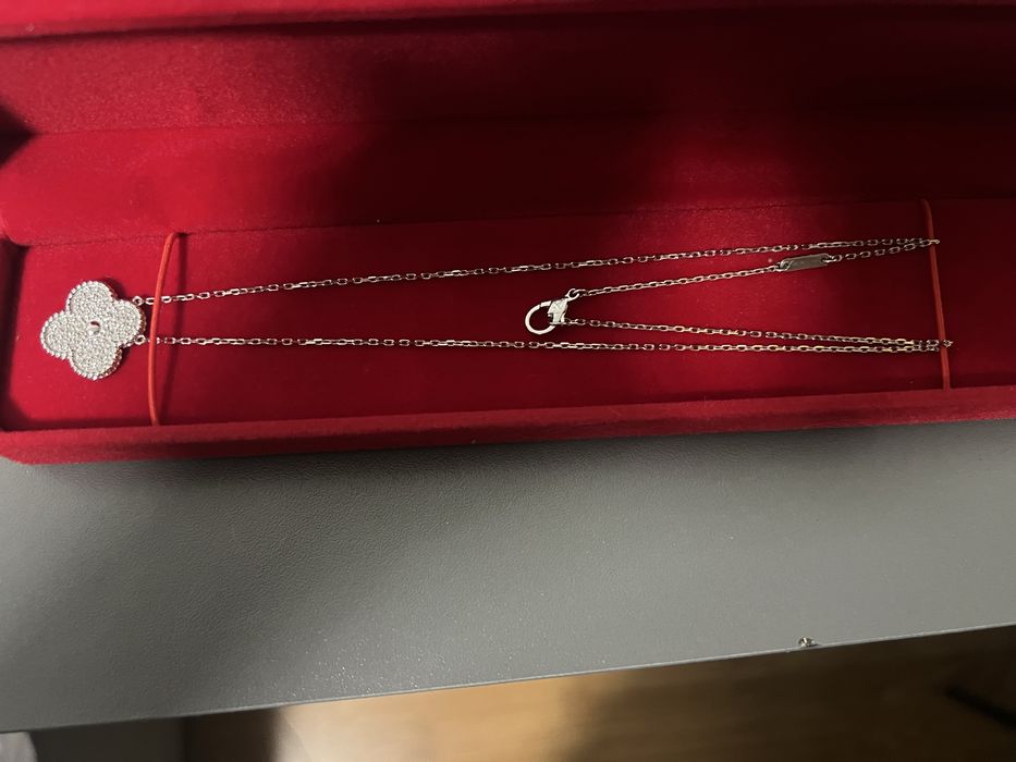Van Cleef Колье с бриллиантами