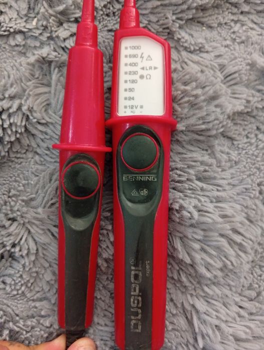 Tester de tensiune profesional Benning DUSPOL expert (12V - 1000V)Descriere:în stare buna