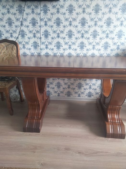 Стол гостевой со стульями