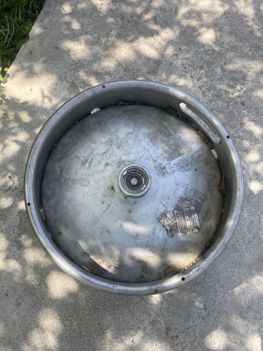 Кружки пивные 0,5 л и кега