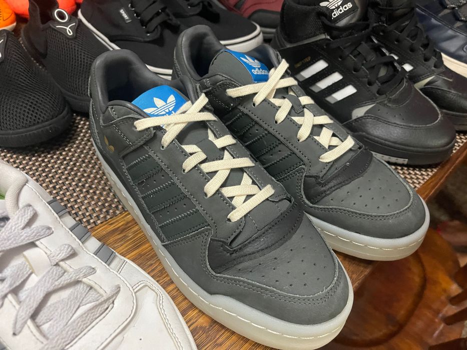 Обувки Адидас и Найк