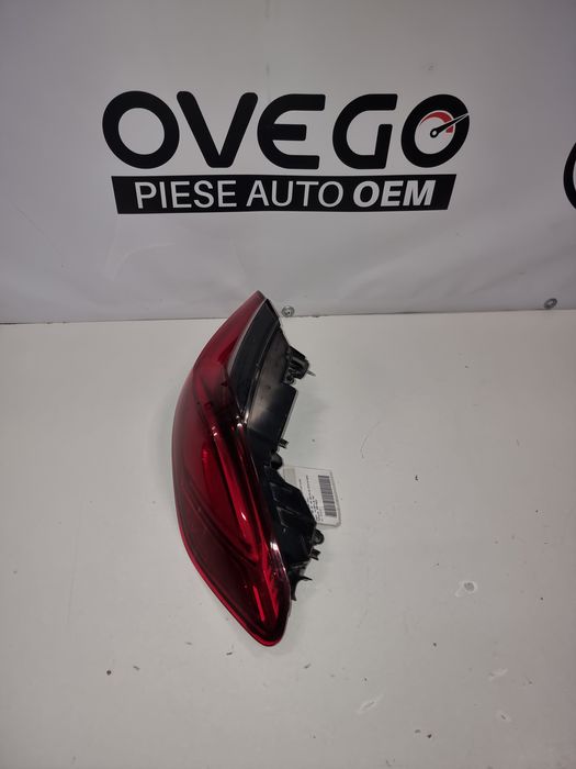 Stop dreapta spate LED aripa BMW M8 F91 F92 F93 / an -2018-2024 OEM