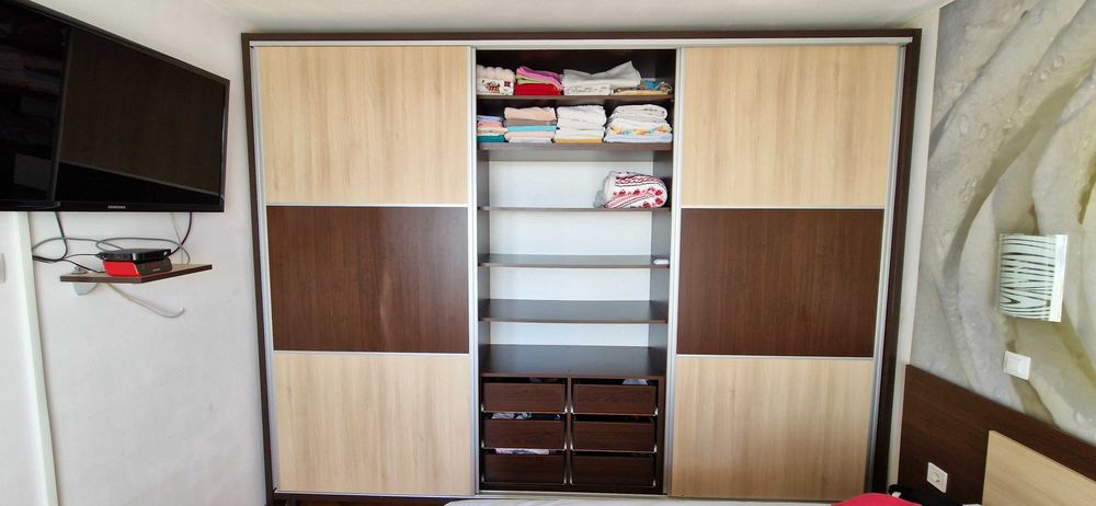 Обзавеждане за спалня без матрак