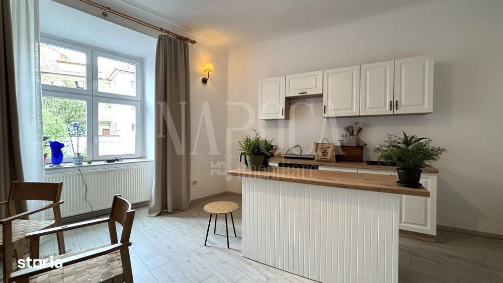 Apartament 3 camere de vanzare in Centru, Cluj Napoca