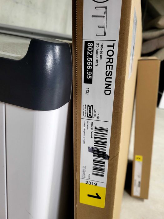 Маса за хранене ,бяла ,гланцирана Икея