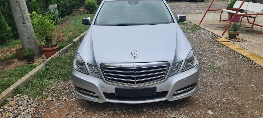 Mercedes e220 w212 авангард 2010 om651 На части