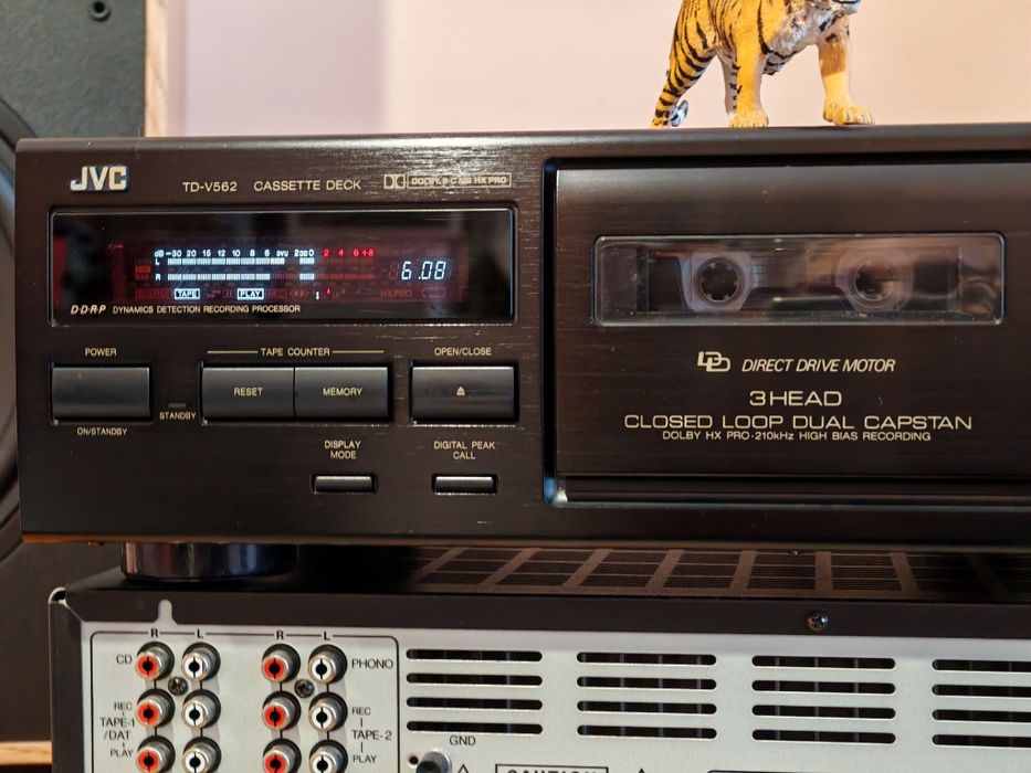 Jvc TD-V562. 3 Head DDD Direct Drive. Deck top, Japan. Preț fix !