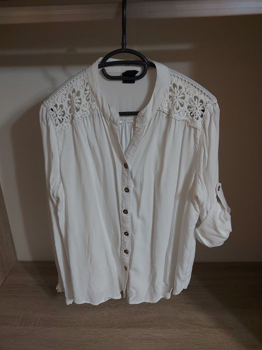 Дамски официални ризи