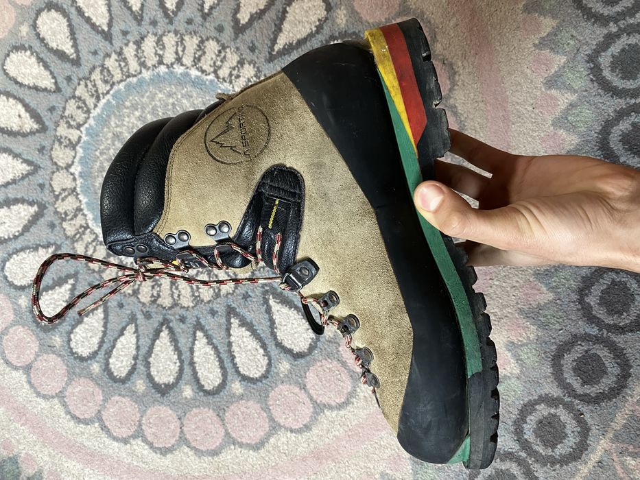 Bocanci thenici B3 ghete la sportiva nepal top compatibili coltari c3