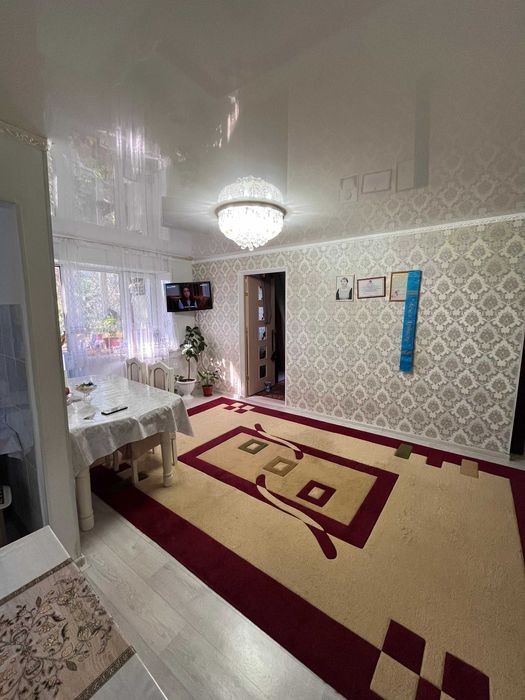 продам 3 комнатную квартиру