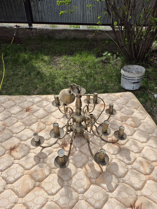 Люстры латуневые