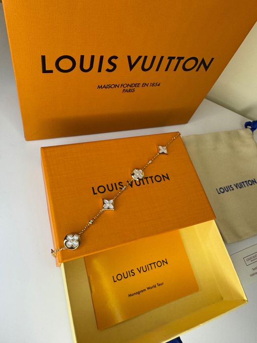 Louis Vuitton гривна