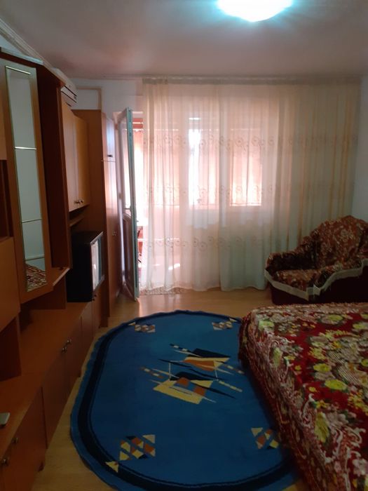 Ofer spre închiriere garsonieră situată în zona Găvana – Bere, Pitești