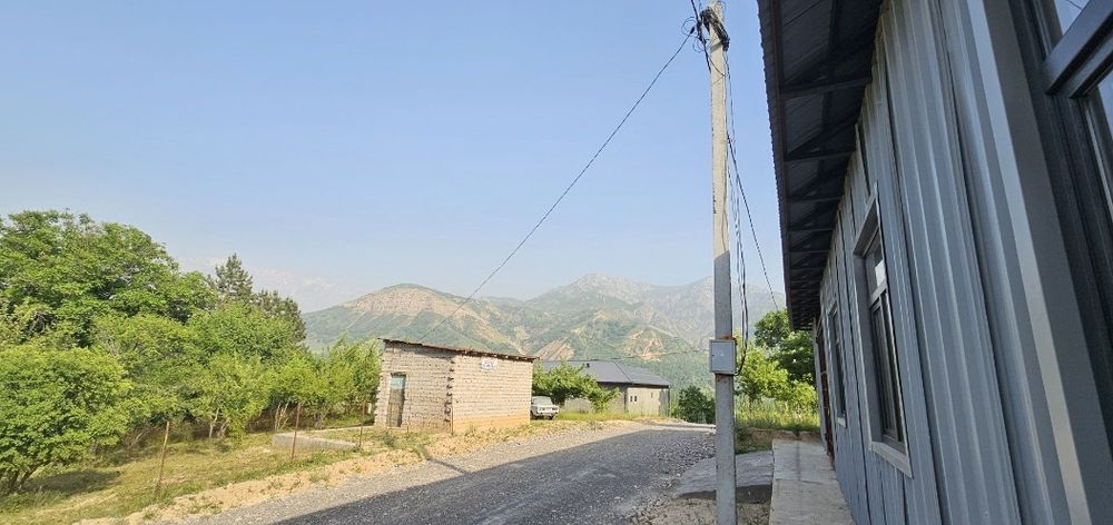 Dala hovli uchun yer uchastkasi