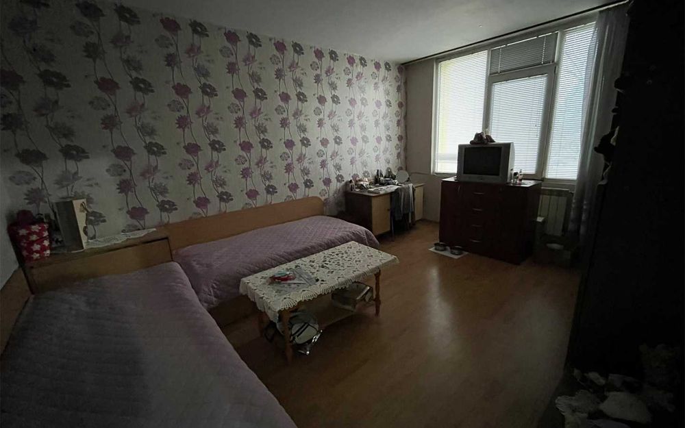 Продава се Тристаен апартамент в Търговище, Център - 104 кв.м за 1030 €/кв.м - Снимка #1