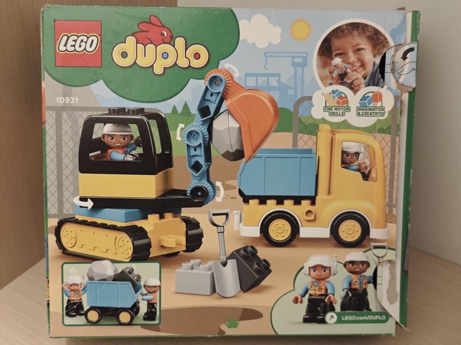Lego duplo construction site